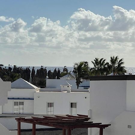 Pistachio Apartment 323 - Lanzarote Apartment Costa Teguise Bagian luar foto